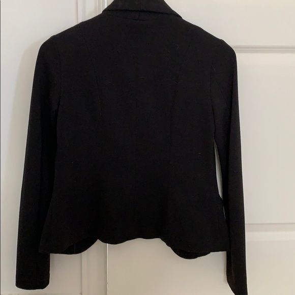 Black blazer - Picture 4 of 4